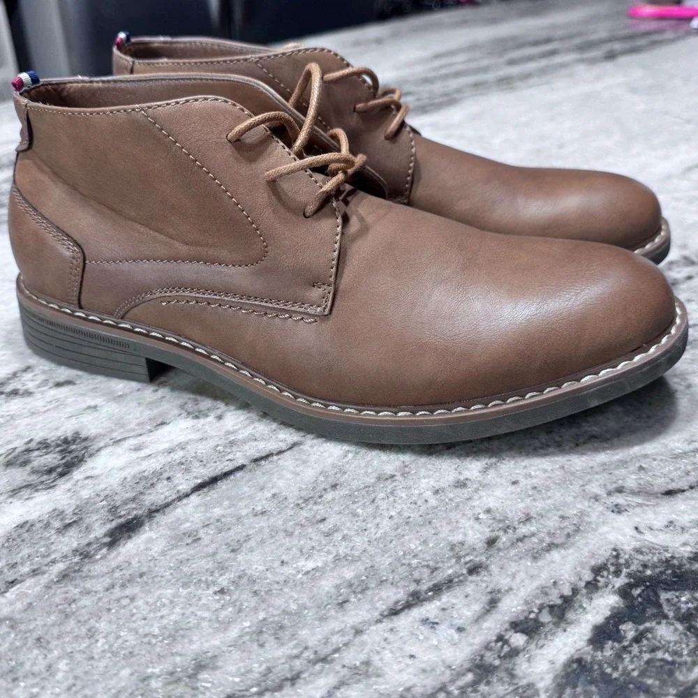 Saddlebred Chukka Boots Faux Leather Brown Mens 8.5 Business Casual Classic